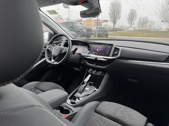 Opel Grandland 1.6 Turbo Plug-In Hybrid GS Als nieuw incl. Carplay | Camera's | 2x lader | Alcantara | Stoelverwarming | Full LED | Beurt en garantie