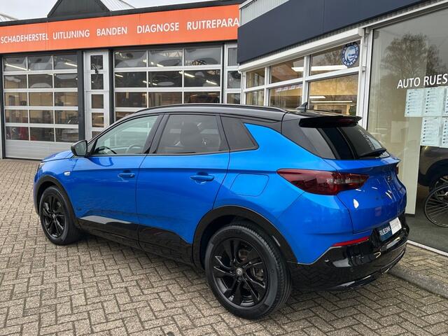 Opel Grandland 1.6 TURBOHY GS LINE