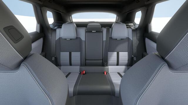 Opel Grandland 1.6 Turbo Plug-in-Hybrid Business Edition | NIEUW | Uit voorraad leverbaar! | Panorama dak| Automaat | Trekhaak | 87km EV Actieradius WLTP | Voorruit Verwarming | Dodehoek Detectie |