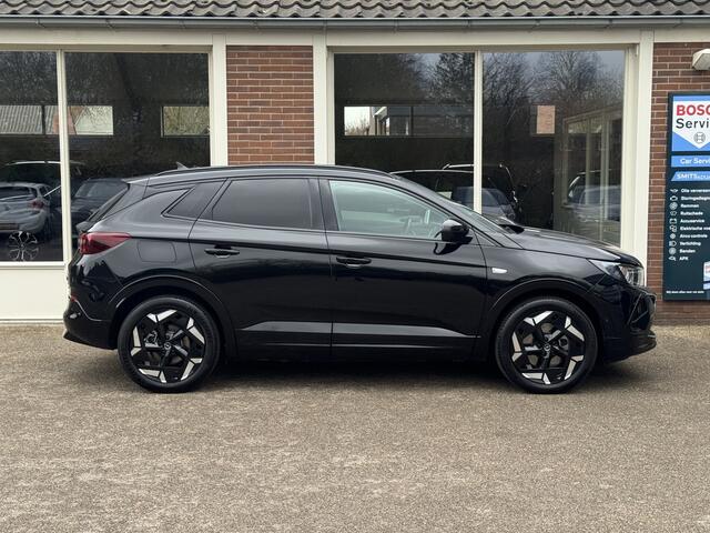 Opel Grandland 1.6 Turbo Plug-In Hybrid 4x4 GSe Automaat, Hybrid, 300 Pk, alle opties.