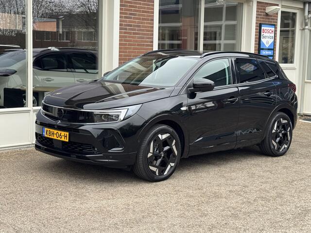 Opel Grandland 1.6 Turbo Plug-In Hybrid 4x4 GSe Automaat, Hybrid, 300 Pk, alle opties.