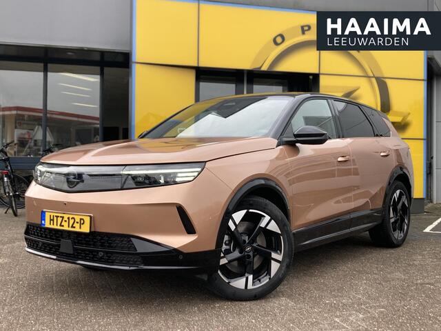 Opel Grandland Electric GS 73 kWh | 8 Jaar garantie | Elektrisch glazen panoramadak | 20" Lichtmetalen velgen | Full-Options