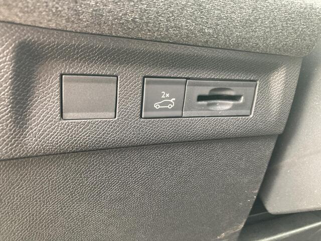 Opel Grandland Electric GS 73 kWh | 8 Jaar garantie | Elektrisch glazen panoramadak | 20" Lichtmetalen velgen | Full-Options