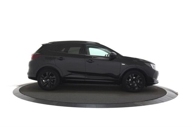 Opel Grandland 1.2 Turbo 130pk GS / Camera / Navigatie / Keyless / AGR-stoel / LED