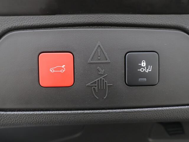 Opel Grandland 1.6 PHeV Business Elegance El. Achterklep Winterpakket Géén Afle