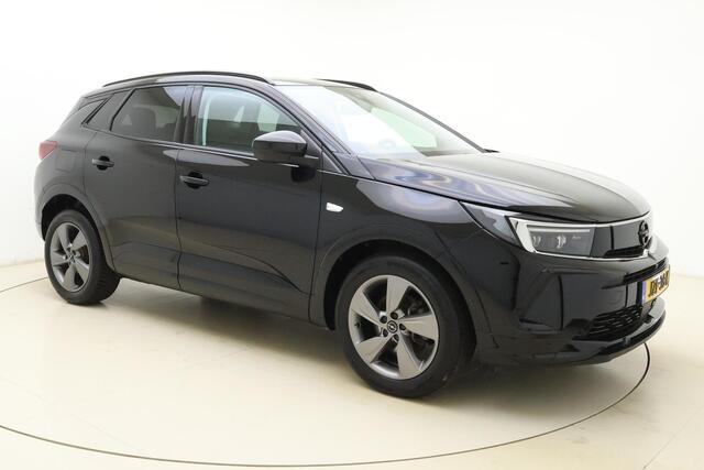 Opel Grandland 1.2 Turbo GS Line 130 PK | Navigatie | Camera | Keyless | Electrische achterklep | Dakrails | Stoel & Stuurverwarming | AGR Stoelen | Climate control