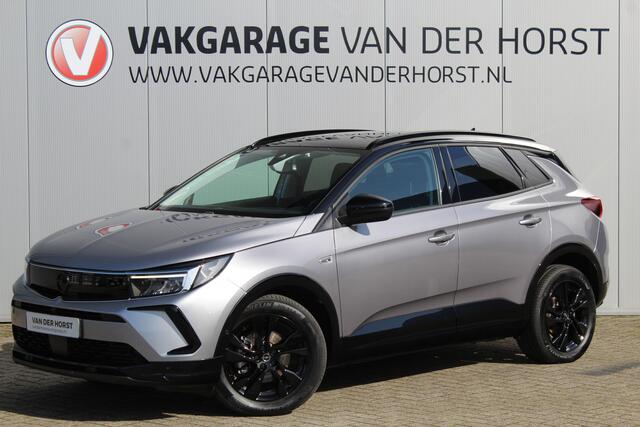 Opel Grandland 1.2-130pk Turbo GS-Line. Zeer nette en luxe hoogzitter, slechts 43.000km ! Autm. airco dual, camera, half leder, navigatie, telefoonvoorb, Apple carplay/Android auto, lane- en side assist, cruise control, metallic lak, LM wielen etc.