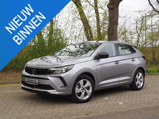opel-grandland-1.6-turbo-plug-in-hy