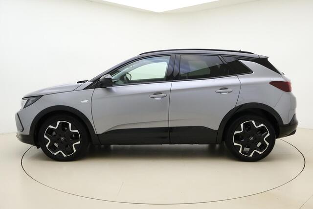 Opel Grandland 1.2 Turbo 145pk Automaat Hybrid GS | Alcantara | Navigatie | Elektrische achterklep | Matrix LED verlichting | Stoel- en stuurverwarming | Zwart dak