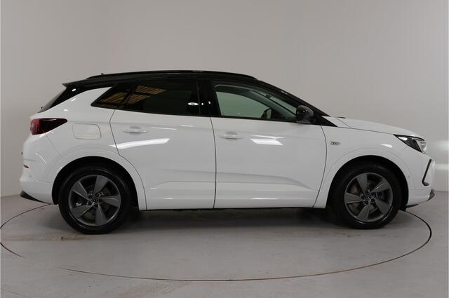 Opel Grandland 1.6 Turbo GSe 225pk PHEV | Stl. verw. | Navigatie | AGR stoelen | 18" LM velgen |