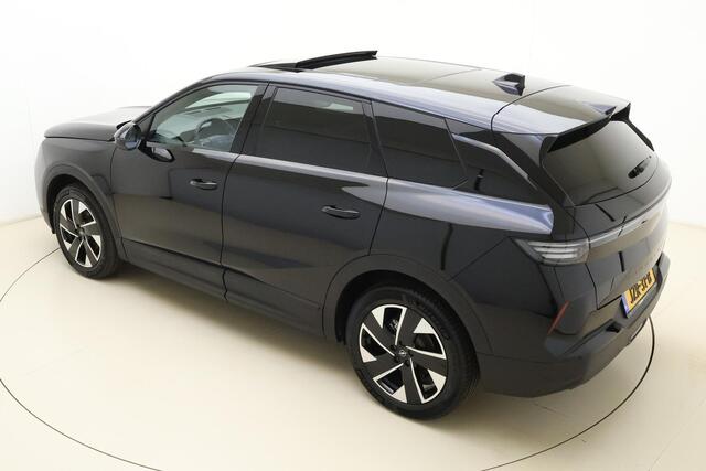 Opel Grandland 1.2 Turbo Hybrid GS | Automaat | Achteruitrij camera | Apple carplay | Adaptive cruise controle | stuur en voorstoelen verwarmd | Navigatie systeem full map