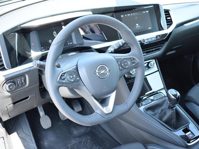 Opel Grandland 1.2 Turbo Level 2 Edition | CARPLAY | PARKEERSENSOREN | WINTERPAKKET | E.C.C. | 16.837km