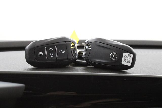 Opel Grandland 1.6 Turbo Plug-In Hybrid Level 3 | Adapt. Cruise / Trekhaak / Keyless Entry / Blind Spot / Camera / Navi