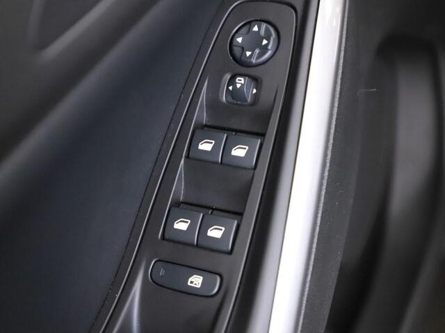 Opel Grandland 1.2 Turbo 145pk Hybrid Winterpakket/Nav/Camera/ Keyless/H.Leder.Alcantara/Led/El.Klep