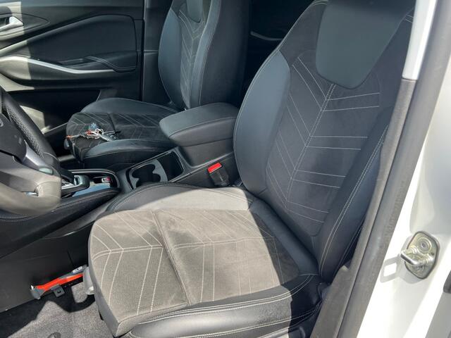 Opel Grandland 1.6 TURBOHY LEVEL 4