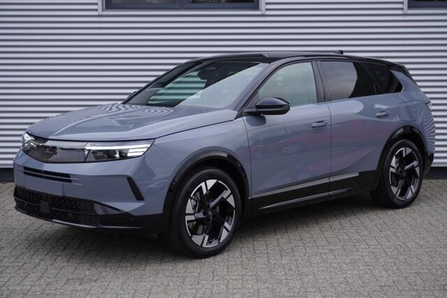 Opel Grandland 1.6 Turbo Plug-in Hybrid GS / Trekhaak / 360° Camera / AGR-stoelen / Stoel- en stuurverwarming