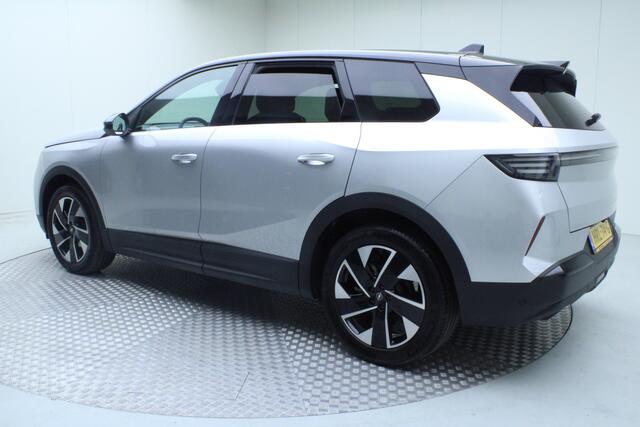Opel Grandland 1.2 Turbo Hybrid GS | automaat | climate | navi | cruise adaptief | dode hoek | head up | pdc v/a+camera | carplay | keyless