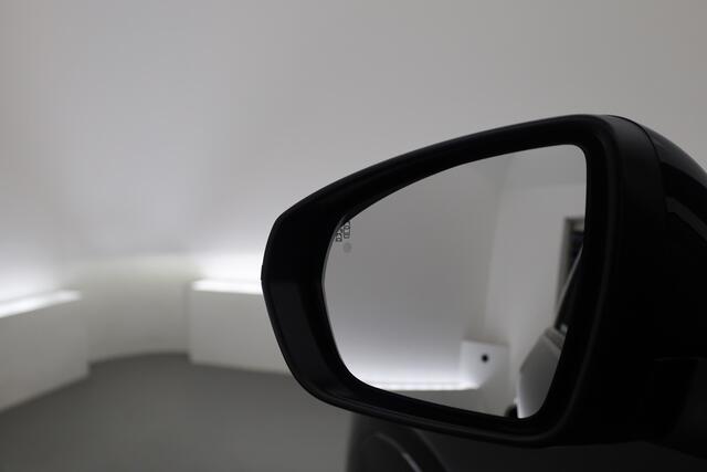 Opel Grandland 1.2 Turbo Business Elegance | Rijklaar! | Orig. NL | Dig. Cockpit | Dodehoek | Elek. Klep | Camera+PDC | NAV+App.Connect | Climate | LED | 18'' V