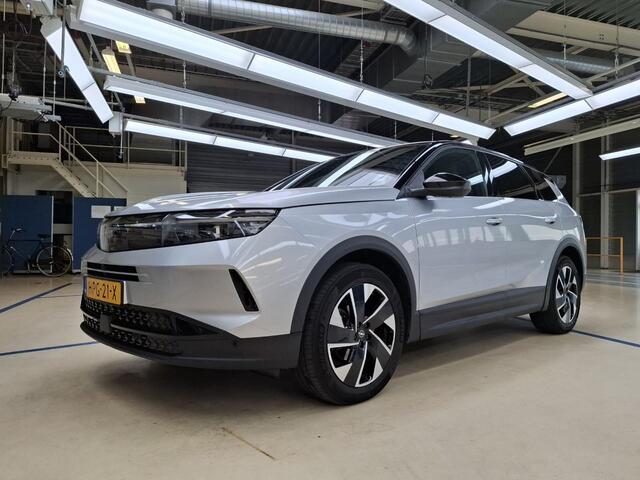 Opel Grandland 1.2 Turbo Hybrid Mild GS Automaat / Camera / Head-Up / Stoelverwarming / Navi / Cruise Adaptive