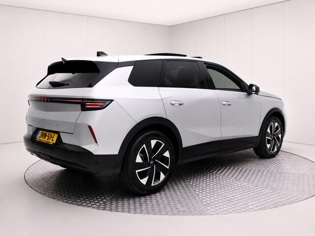 Opel Grandland Electric Business Ed. | 73 kWh | Panoramadak | Adapt. Cruise | Carplay Draadloos | Camera v&a + 360 | Keyless Entry & Start