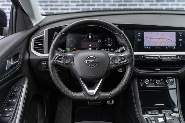 Opel Grandland 1.6 Turbo Plug-In Hybrid 4x4 GSe | PHEV| AGR-stoelen | Matrix LED Koplampen | Keyless Entry | Elektrische Achterklep | Achteruitrijcamera | Parkeersensoren | Navigatie | Apple Carplay | Android Auto | Cruise Control Adaptief