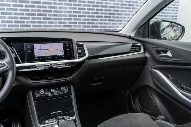 Opel Grandland 1.6 Turbo Plug-In Hybrid 4x4 GSe | PHEV| AGR-stoelen | Matrix LED Koplampen | Keyless Entry | Elektrische Achterklep | Achteruitrijcamera | Parkeersensoren | Navigatie | Apple Carplay | Android Auto | Cruise Control Adaptief