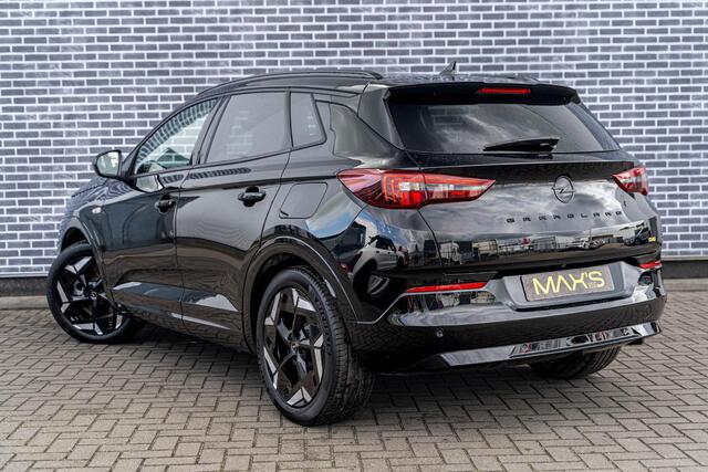 Opel Grandland 1.6 Turbo Plug-In Hybrid 4x4 GSe | PHEV| AGR-stoelen | Matrix LED Koplampen | Keyless Entry | Elektrische Achterklep | Achteruitrijcamera | Parkeersensoren | Navigatie | Apple Carplay | Android Auto | Cruise Control Adaptief