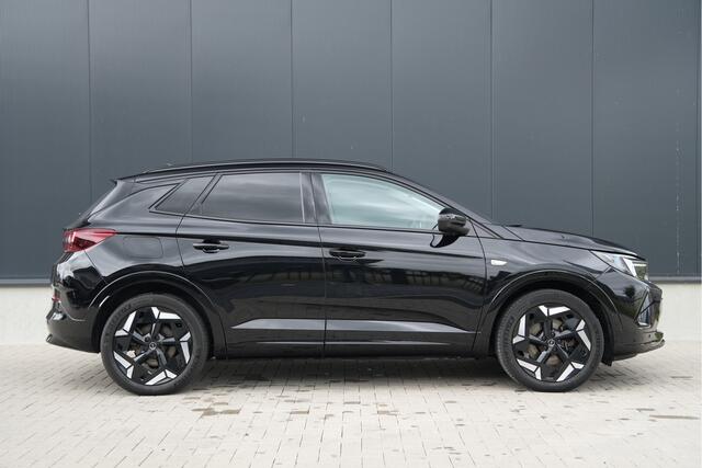 Opel Grandland 1.6 Turbo Plug-In Hybrid 4x4 GSe - Stoel/Stuurverwarming - 360 - Keyless - Blindspot - Carplay - AGR - Rijklaar
