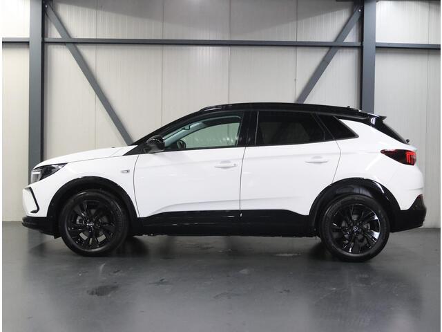 Opel Grandland 1.2 130PK Turbo GS | 1ste eigenaar | AppleCarPlay/AndroidAuto | Stoel/Stuur/Voorruitverwarming | FULL LED | AGR Stoelen | Camera | Two-tone | Privacy Glass | Navigatie | Adaptief Cruise Control | Isofix |