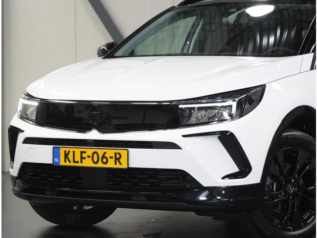 Opel Grandland 1.2 130PK Turbo GS | 1ste eigenaar | AppleCarPlay/AndroidAuto | Stoel/Stuur/Voorruitverwarming | FULL LED | AGR Stoelen | Camera | Two-tone | Privacy Glass | Navigatie | Adaptief Cruise Control | Isofix |