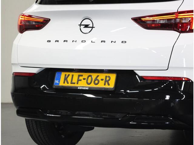 Opel Grandland 1.2 130PK Turbo GS | 1ste eigenaar | AppleCarPlay/AndroidAuto | Stoel/Stuur/Voorruitverwarming | FULL LED | AGR Stoelen | Camera | Two-tone | Privacy Glass | Navigatie | Adaptief Cruise Control | Isofix |