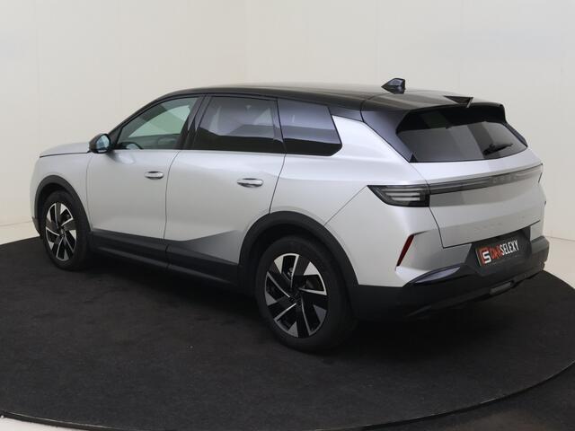 Opel Grandland 1.2 Turbo Hybrid (145Pk) GS Navi Keyless Winterpakket Géén Aflev
