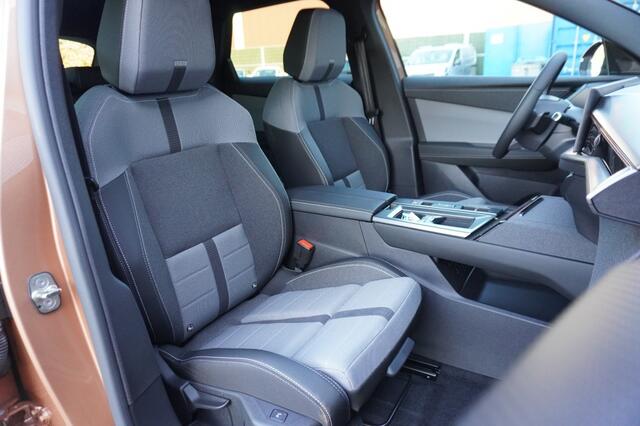 Opel Grandland 1.6 Turbo Plug-in Hybrid GS / Pano / Trekhaak / AGR-stoelen / Stoel- en stuurverwarming