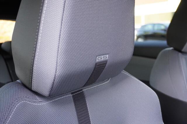 Opel Grandland 1.6 Turbo Plug-in Hybrid GS / Pano / Trekhaak / AGR-stoelen / Stoel- en stuurverwarming