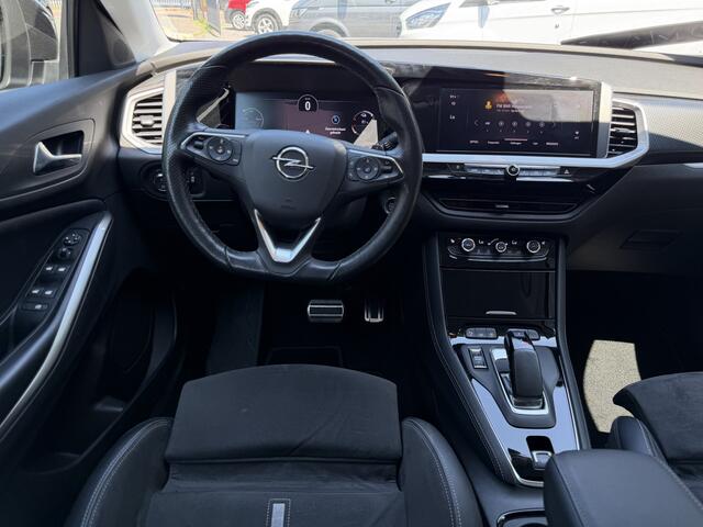 Opel Grandland 1.6 Turbo Plug-In Hybrid 4x4 GSe 310PK Afnb.Trekhaak Keyless Entry - Navi - Camera - Carplay Stoel/Stuurverwarming