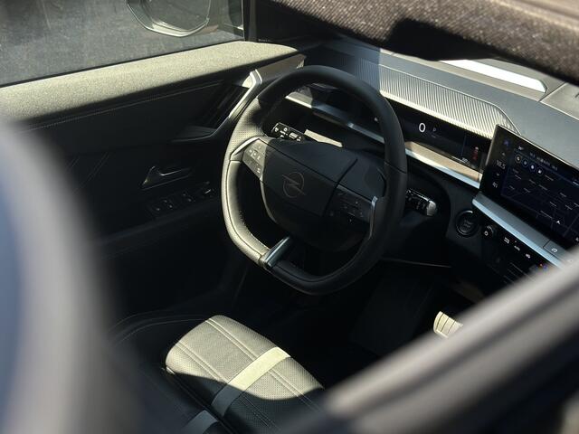 Opel Grandland 1.2 Turbo Hybrid GS Panorama Dak/Leder+massage.