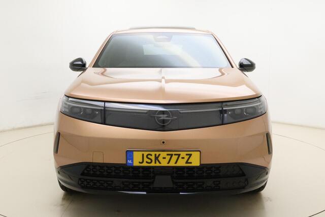 Opel Grandland Electric Business Edition 97 kWh LONG RANGE! | Panoramadak | Navigatie | Rondomzicht Camera | Matrix Verlichting | HUD | Cruise Control Adaptief | Stoel - Stuur - Voorruitverwaring