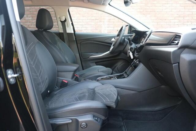 Opel Grandland 1.2 Turbo 130pk EAT8 GS | Navi | App Connect | Adaptive Cruise | Camera | Alcantara | Winterpakket