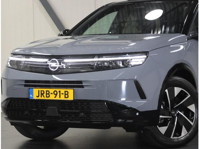 Opel Grandland 1.6 Turbo 195PK Plug-in-Hybrid GS | 1ste eigenaar | Head-up display | AppleCarPlay/AndroidAuto | Navigatie | Adaptieve Cruise Control | Keyless | AGR Stoelen | Schuifkanteldak | Stoel/Stuur/Voorruitverwarming | FULL LED | 360'Camera | Isofix | Privacy Gla