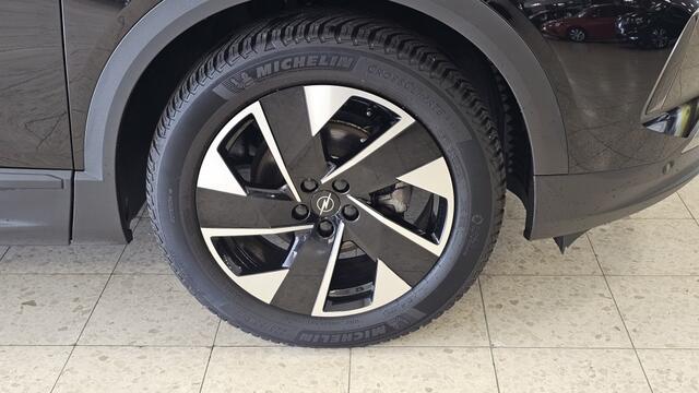 Opel Grandland 1.2 T. MildHybrid Business GS-Style