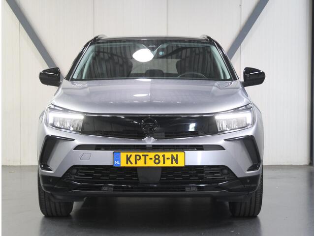 Opel Grandland 1.2 Turbo GS Line 130PK | 1ste eigenaar | AppleCarPlay/AndroidAuto | Stoel/Stuur/Voorruitverwarming | FULL LED | AGR Stoelen | Camera | Two-tone | Privacy Glass | Navigatie | Adaptief Cruise Control | Isofix |