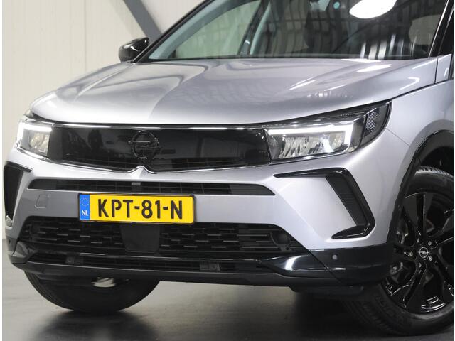 Opel Grandland 1.2 Turbo GS Line 130PK | 1ste eigenaar | AppleCarPlay/AndroidAuto | Stoel/Stuur/Voorruitverwarming | FULL LED | AGR Stoelen | Camera | Two-tone | Privacy Glass | Navigatie | Adaptief Cruise Control | Isofix |