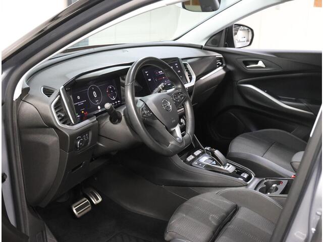 Opel Grandland 1.6 Turbo 225PK Plug-In Hybrid GS Line | 1ste eigenaar | AppleCarPlay/AndroidAuto | FULL LED | AGR Stoel | Two-tone | Privacy Glass | Navigatie | Adaptief Cruise Control | Isofix | Stuur Verwarming |