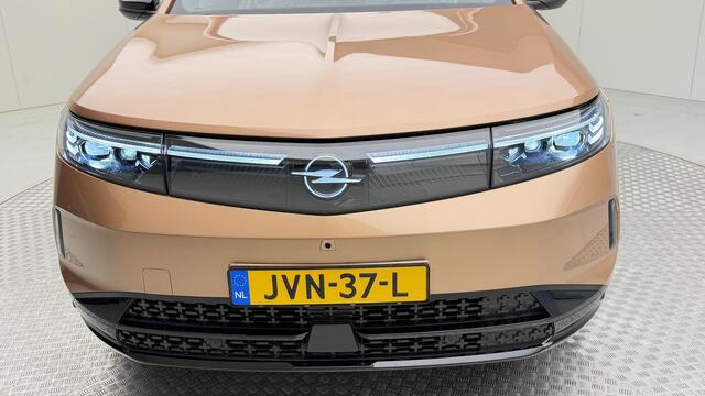 Opel Grandland Electric Business Edition 73 kWh | full options | elect. achterklep | head up | cruise adaptief | matrix | pdc v/a + cameras | navi | carplay draadloos | dode hoek | verwarmde voorruit