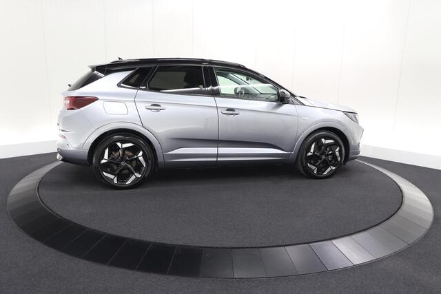 Opel Grandland 1.6 Turbo Plug-In Hybrid 4x4 GSe | Elektrische Kofferklep | Adaptieve Cruise Control | Camera | Alcantara Pakket