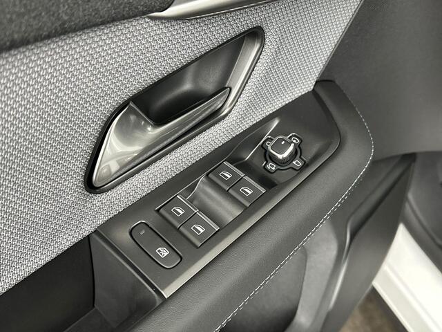 Opel Grandland 1.2 Turbo Hybrid Business Edition | DEMONSTRATIE MODEL | Camera | Navigatie | Head-Up Display | Pano | Tot 8 jaar Garantie!