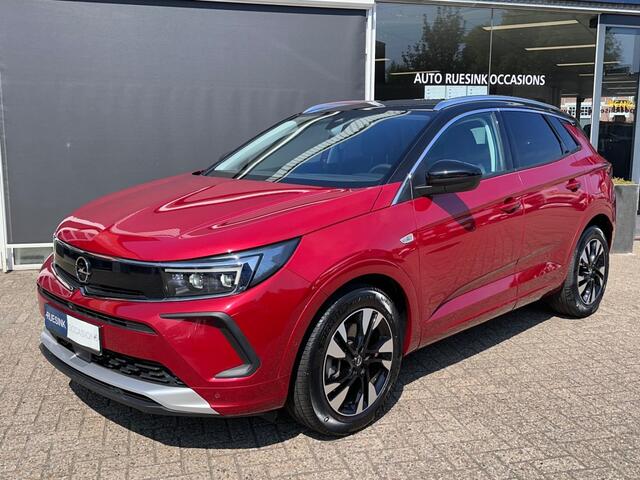 Opel Grandland 1.6 TURBOHY ULTIMATE