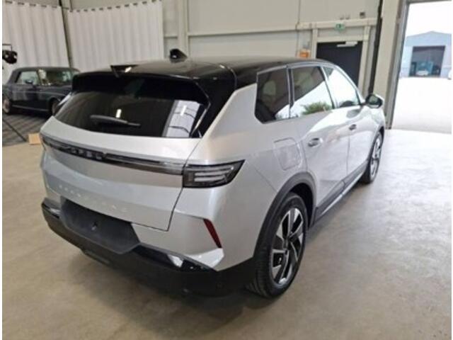 Opel Grandland 1.2 Turbo Hybrid GS Winter pakket / camera / ecc.