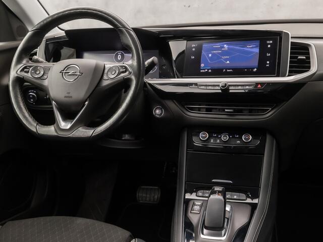 Opel Grandland 1.6 Turbo Plug-In Hybrid Elegance 224Pk Automaat (NIEUW MODEL, VIRTUAL COCKPIT, APPLE CARPLAY, GROOT NAVI, 360 CAMERA, TREKHAAK, STUURWIEL VERWARMD, ADAPTIVE CRUISE, GETINT GLAS, KEYLESS, NIEUWSTAAT)