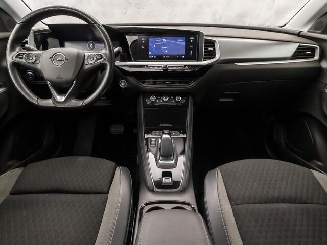 Opel Grandland 1.6 Turbo Plug-In Hybrid Elegance 224Pk Automaat (NIEUW MODEL, VIRTUAL COCKPIT, APPLE CARPLAY, GROOT NAVI, 360 CAMERA, TREKHAAK, STUURWIEL VERWARMD, ADAPTIVE CRUISE, GETINT GLAS, KEYLESS, NIEUWSTAAT)